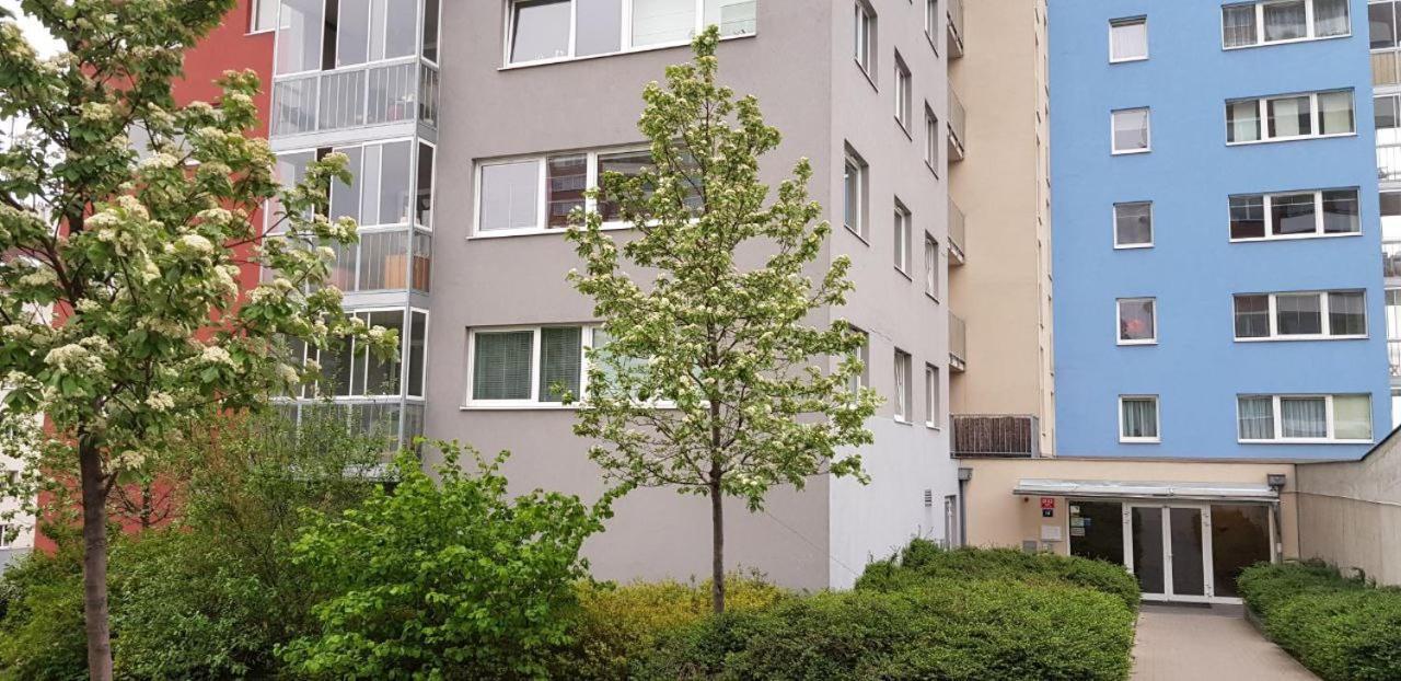 New Studio On V Doline 1 Прага Экстерьер фото