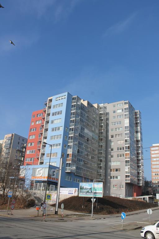 New Studio On V Doline 1 Прага Экстерьер фото